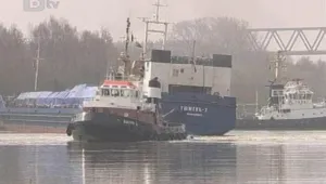 Двама души загинаха след сблъсък на кораби в Килския канал 