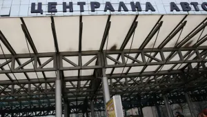 Спряха от движение четири автобуса-убийци