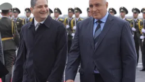 Трябва да отпаднат визите за българи, пътуващи за Армения
