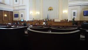Управляващите в опит да спрат словоизлиянията в парламента