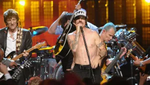 Red Hot Chili Peppers се връщат в студиото през септември