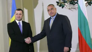 Обмен за милиони и повече туристи