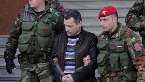 Службите в Италия задържа 44 души при операция срещу 