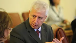 Здравният министър иска мерки срещу фиктивно лечение в реанимацията
