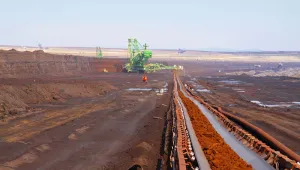 1500 служители от 