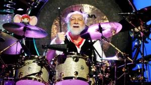 Барабанистът на Fleetwood Mac се раздели със съпругата си