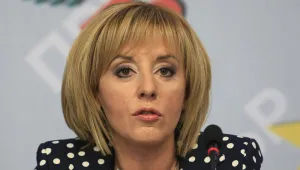 Мая Манолова призна, че тя стои зад сигнала за бюлетините на 