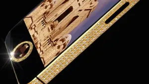 Китаец си купи златен iPhone5 с диаманти срещу 12 млн. евро