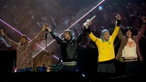 Stone Roses ще забият преди Blur на 