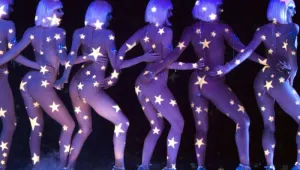 Crazy Horse си търси конферансие