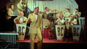 Поредният Smugglers Swing Club посреща Ray Collins’ Hot Club