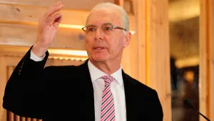 Бекенбауер: Барса ще използват всякакви методи срещу Байерн в реванша