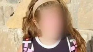 Стотици изпратиха убитата Александра