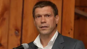 Украински кандидат-президент пребит жестоко след тв участие