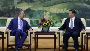 Лавров: Русия и Китай координират подходите си към световните проблеми