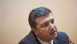 Стойнев анонсира инсталация в завод 