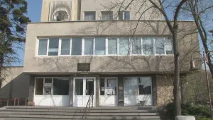 Задържаха фелдшер от Спешна помощ за блудство с непълнолетно момче в Брацигово 