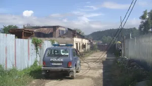 Мъж тормози цяло село, за да придобие имоти