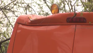 Клон падна върху движеща се линейка в Добрич