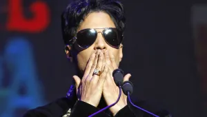 Засега се изключва версията Принс да се е самоубил