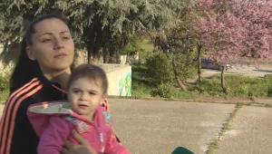 Държавата отказва лечение в чужбина на дете, което не лекуват адекватно у нас