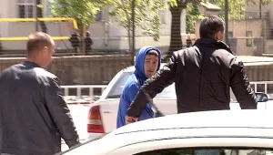 Семейство иска да съди полицията за неправомерно задържане на сина им
