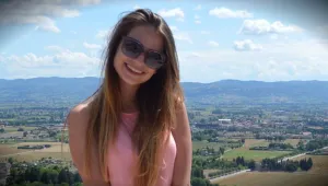 Парите за лечението на Александрина вече са събрани 