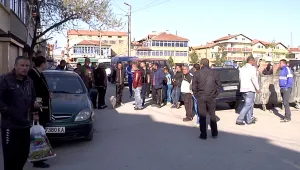 Бунт срещу полицаи в Сливен заради съмнения за бито дете 