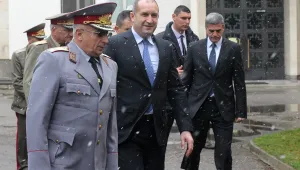 Румен Радев: Армията може да изпълнява задачите си само частично