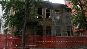 Новият статут на Двойната къща позволява да бъде пристроявана