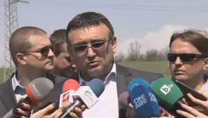 Младен Маринов: Има данни за съприкосновение с кола преди инцидента край Вакарел