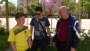 Деца от Пловдив намериха портфейл с 1500 лв. и го върнаха