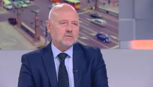 Тодор Тагарев: В управлението има хора, които работят за излизането на страната от ЕС и НАТО.