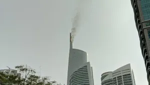 Пожар избухна в небостъргач в Дубай