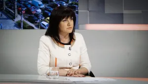 Цвета Караянчева: Радев подстрекава метеж с високо вдигната ръка