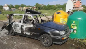 Газова бутилка в кола се взриви на метри от жилищен блок