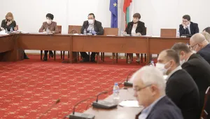 Правната комисия регламентира срока за възстановяване на пари заради отменени почивки