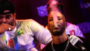 След предполагаемата свръхдоза – животът на рапъра DMX остава в опасност