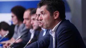 „Продължаваме промяната“ ще преговаря с „Демократична България“