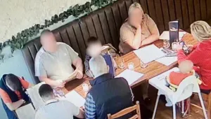 Видео, гледано 12 млн. пъти: Семейство вечеря за 380 евро и тръгва, без да плати