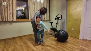 Продължава срещата на Анна и Поли с близките им | Живот на кантар