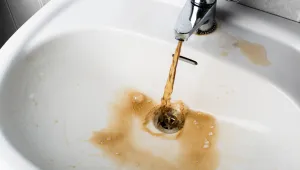 Опасни нива на нитрати и магнезий: Във Великотърновско пият негодна вода