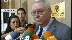 Сезират главния прокурор за евентуални длъжностни престъпления на Цветанов