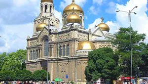С литургия и литийно шествие започнаха честванията по случай Деня на Варна