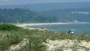 Доброволци почистиха плажа на Камчия 