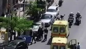 Гръцките данъчни обявиха война на длъжници