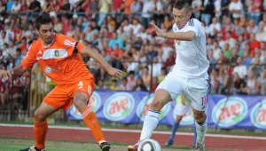 Литекс трябва да вкара два и да не допуска гол срещу Дебрецен