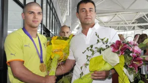 Българската делегация се завърна от младежката Олимпиада в Сингапур
