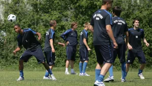 Трима от Левски тренираха на облекчен режим