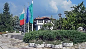 26-годишният Николай Божиков събира пари за читалището в Калофер